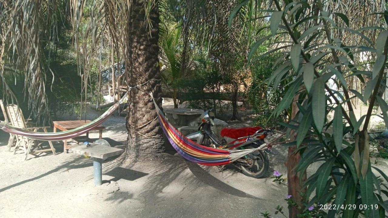 Chez Bethy Case africaine Abémé Extérieur photo