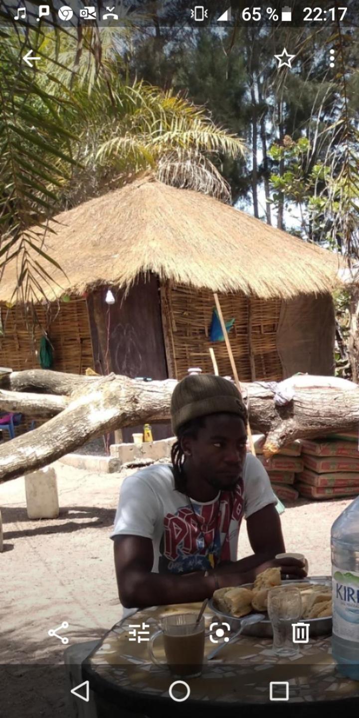 Chez Bethy Case africaine Abémé Extérieur photo