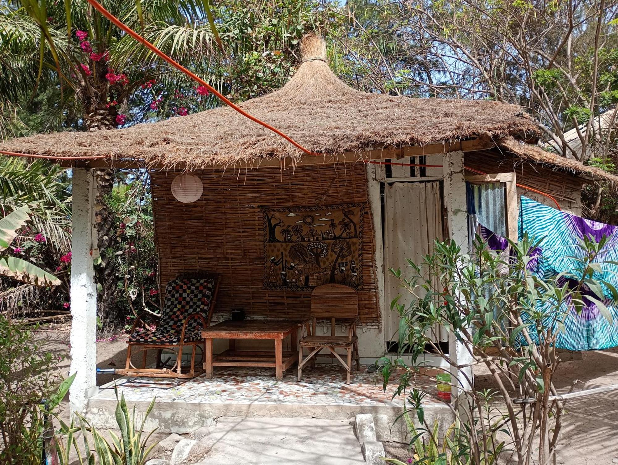 Chez Bethy Case africaine Abémé Extérieur photo